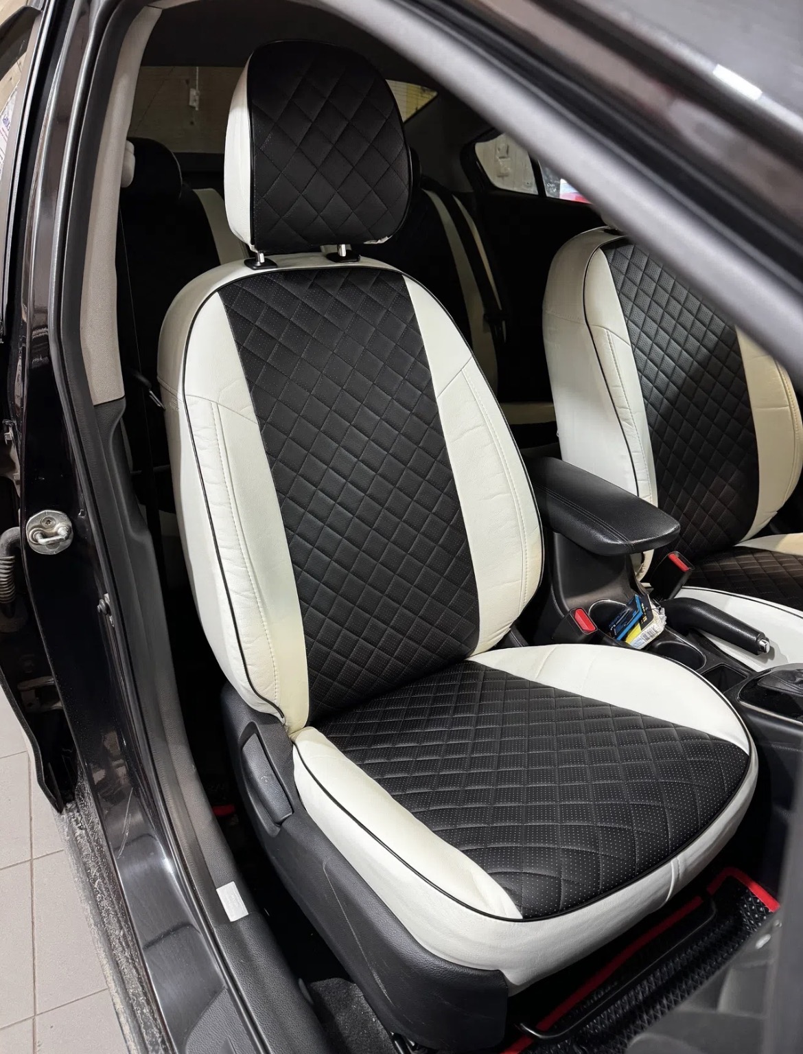 Установка авточехлов — Чехлы премиального качества KIA Cerato 3